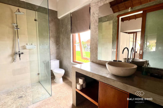 Image 12 from Vila 3 Kamar Dijual di Jantung Berawa