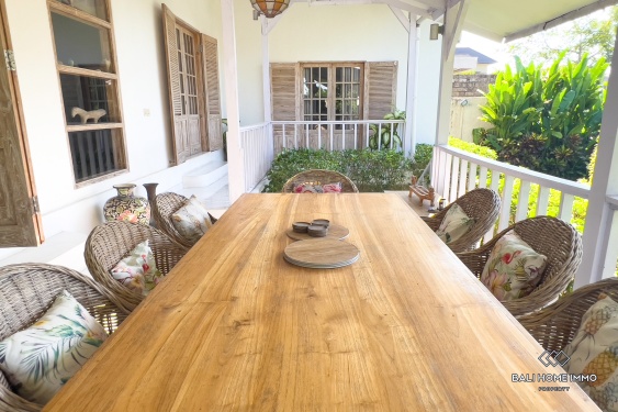 Image 3 from Vila 3 Kamar Tidur untuk dijual di Babakan