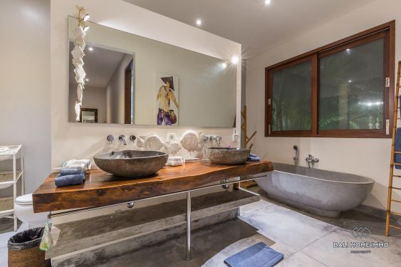 Image 20 from Exquisite 3 Bedroom Villa for Sale Leasehold in Bali Petitenget