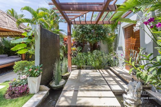 Image 5 from Exquisite 3 Bedroom Villa for Sale Leasehold in Bali Petitenget