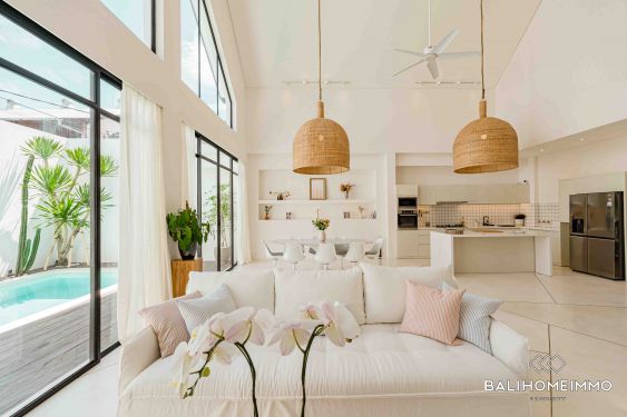 Image 10 from Villa de 3 chambres à vendre en location à Seminyak