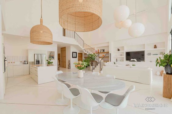 Image 6 from Villa de 3 chambres à vendre en location à Seminyak