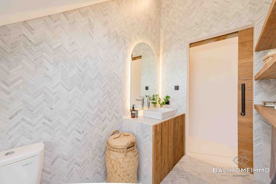 Image 19 from Villa de 3 chambres à vendre en location à Seminyak