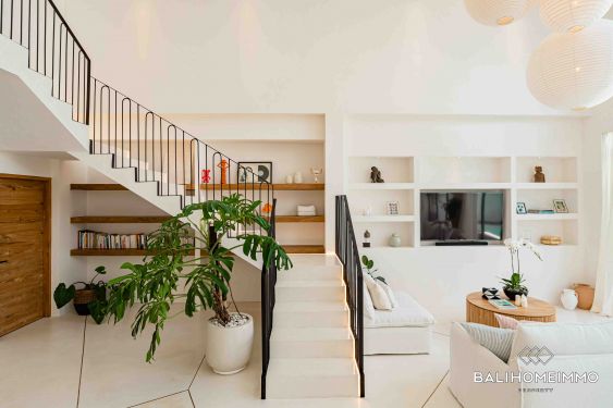 Image 9 from Villa de 3 chambres à vendre en location à Seminyak