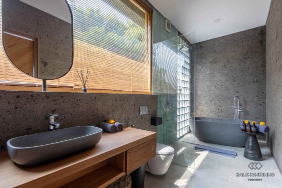 Image 15 from Beachfront 3 Bedroom Villa for Sale in Balian Beach Bali