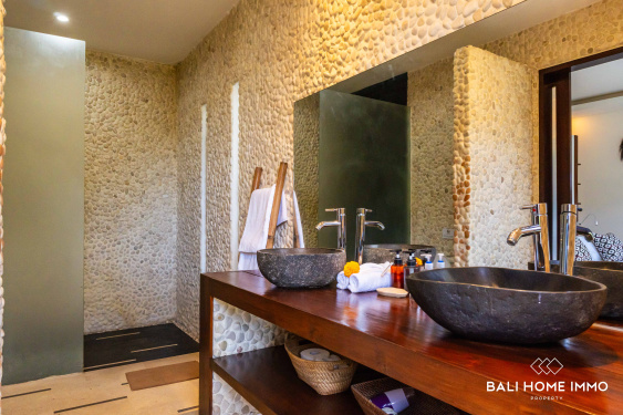 Image 14 from 3-Bedroom Villa for sale with long lease in Seminyak