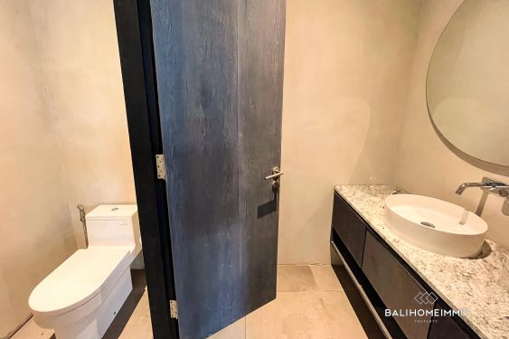 Image 15 from 3 Bedroom Villa for Yearly Rental in Bali Berawa