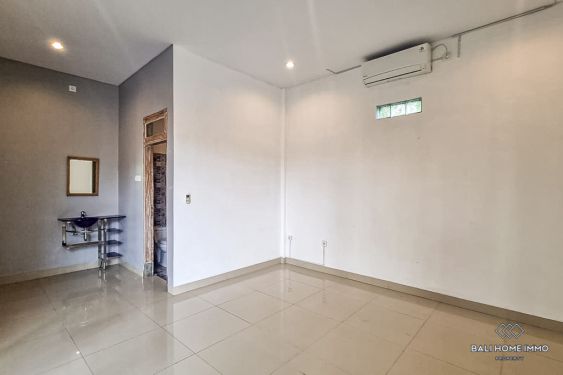 Image 12 from 3 Bedroom Villa for Yearly Rental in Bali Canggu Residential Side