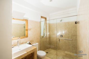 Image 8 from Villa de 3 chambres à louer à l'année à Berawa