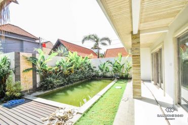 Image 2 from Villa de 3 chambres à louer à l'année à Berawa