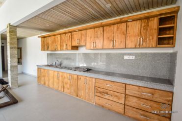 Image 11 from 3 bedroom villa for yearly rental in Berawa