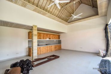 Image 10 from 3 bedroom villa for yearly rental in Berawa