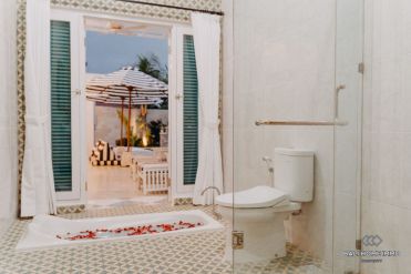 Image 12 from 3 bedroom villa for rental in Bali Berawa