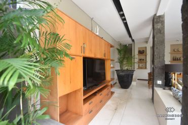 Image 2 from Villa de 3 chambres pour la location annuelle et la vente en pleine propriété à Kerobokan.