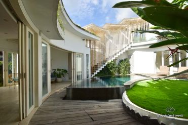 Image 5 from 3 Bedroom Villa for Yearly Rental in Pererenan