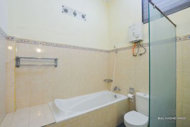 Image 11 from 3 Bedroom Villa For Monthly & Yearly Rental in Seminyak