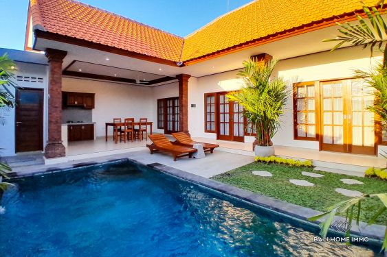 Image 1 from Villa de 3 chambres à louer à l'année au coeur de Berawa Bali