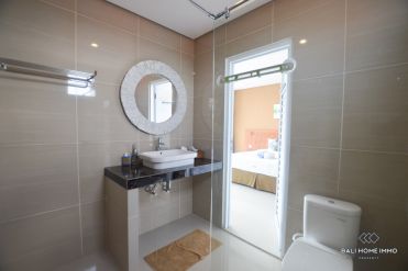 Image 9 from Vila 3 Kamar Disewakan Bulanan & Tahunan di Umalas