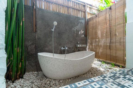 Image 13 from 3 Bedroom Villa For Yearly Rental in Umalas