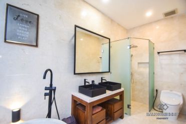 Image 14 from Villa 3 kamar dikontrakkan tahunan di Umalas