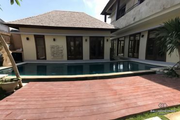 Image 2 from Villa de 3 chambres à coucher à louer à l'année près de la plage de Nelayan