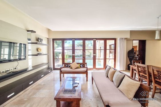 Image 3 from 3 Bedroom Villa with garden for Rent near Nelayan Beach Canggu