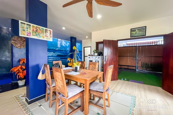 Image 7 from Villa de 3 chambres à vendre à Ungasan avec piscine intérieure et vue panoramique sur la mer.