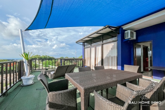 Image 20 from Villa de 3 chambres à vendre à Ungasan avec piscine intérieure et vue panoramique sur la mer.