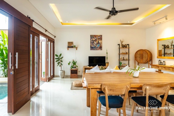 Image 8 from Dijual dan Disewakan Vila 3 Kamar Tidur dengan Pemandangan Sawah di Pererenan