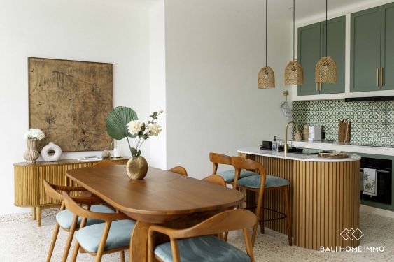 Image 8 from Villa de 3 chambres sur plan avec vue sur les rizières à vendre en location près de Berawa