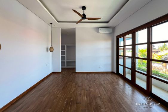 Image 19 from Vila 3 Kamar dengan Bar Atap Dijual dan Disewakan di Tepi Pantai Pererenan