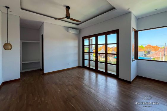 Image 18 from Vila 3 Kamar dengan Bar Atap Dijual dan Disewakan di Tepi Pantai Pererenan