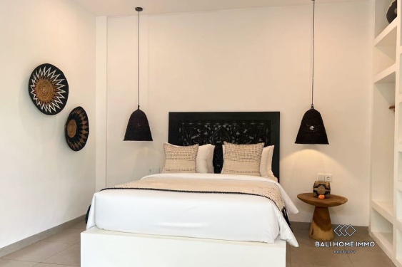 Image 8 from 3 Bedroom Villa with Rooftop For Sale Leasehold in Bali Pererenan Tumbakbayuh