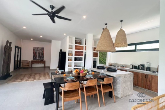 Image 4 from 3 Bedroom Villa with Rooftop For Sale Leasehold in Bali Pererenan Tumbakbayuh