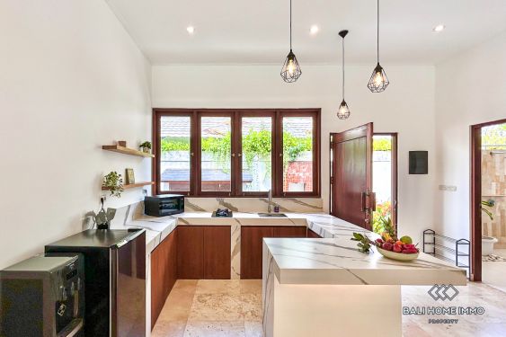 Image 12 from 3 Bedroom Villa with Spacious Garden For Sale Near Berawa Beach