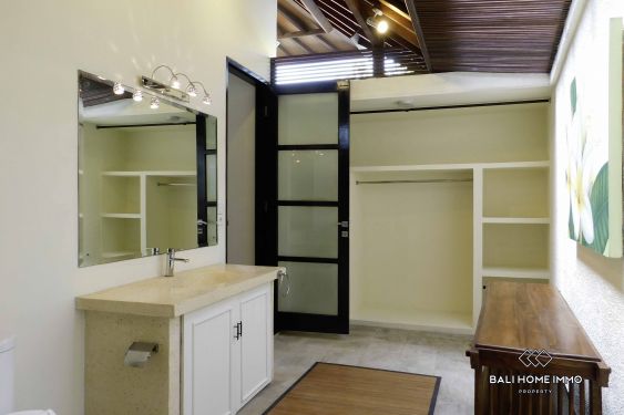Image 16 from 3 bedrooms villa for rent in Bali Umalas