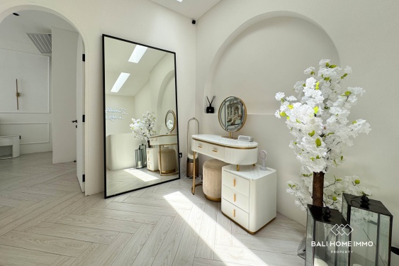 Image 9 from Vila 2 Kamar Dijual di Padonan