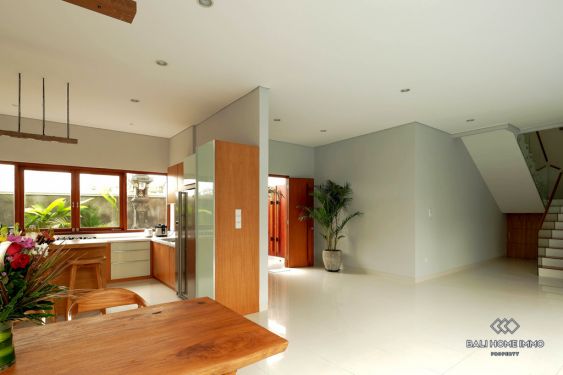 Image 12 from VILA 3 KAMAR TIDUR UNTUK DIJUAL SEWA DI CANGGU BERAWA