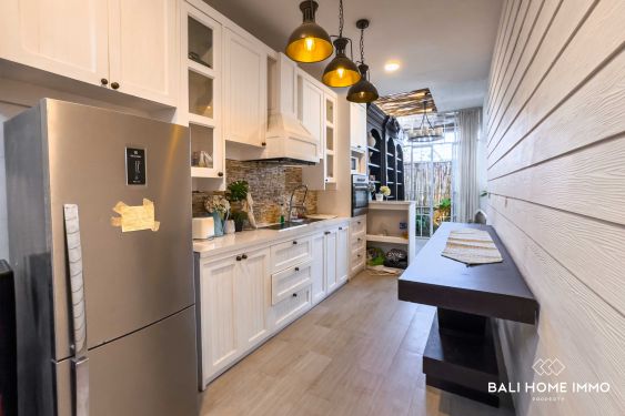 Image 5 from 3 bedrooms villa for yearly rental in Berawa