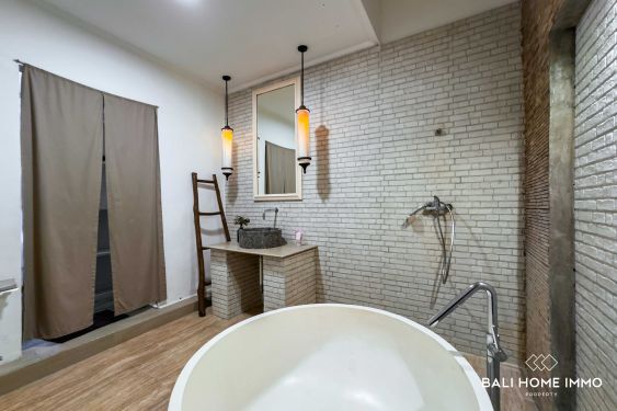 Image 16 from 3 bedrooms villa for yearly rental in Berawa