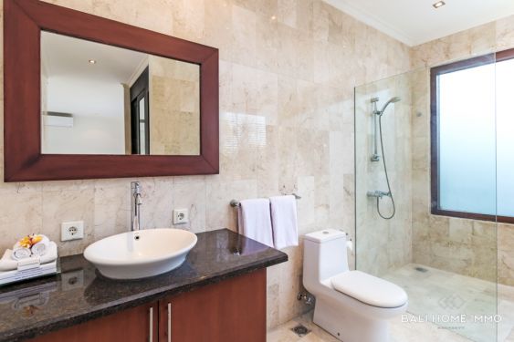 Image 17 from 3 BEDROOMS VILLA IN A SERENE COMPLEX FOR SALE FREEHOLD IN BALI JIMBARAN