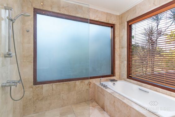 Image 18 from 3 BEDROOMS VILLA IN A SERENE COMPLEX FOR SALE FREEHOLD IN BALI JIMBARAN