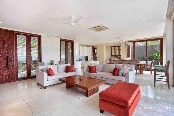 Image 4 from 3 BEDROOMS VILLA WITH PANORAMIC OCEAN VIEW FOR SALE FREEHOLD IN ULUWATU NEAR PADANG PADANG BEACH