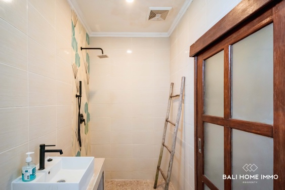 Image 13 from 3 MAGNIFIQUES MAISONS TROPICALES À VENDRE EN BAIL À ULUWATU