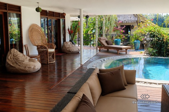 3 units villa with total 7 bedroom for sale and rental in Bali Pererenan