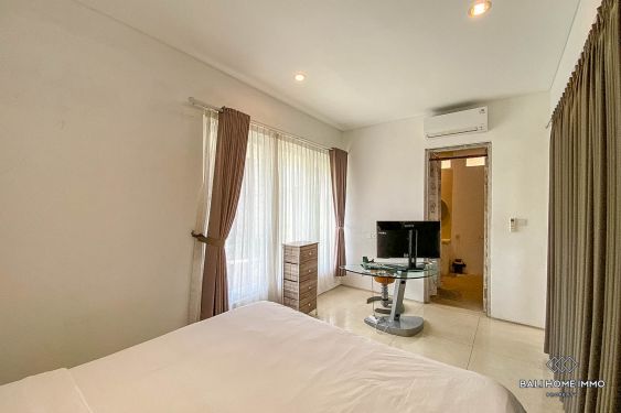 Image 11 from Villa 4 Kamar Tidur dengan Desain Bagus Disewakan Bulanan di Bali Canggu Berawa