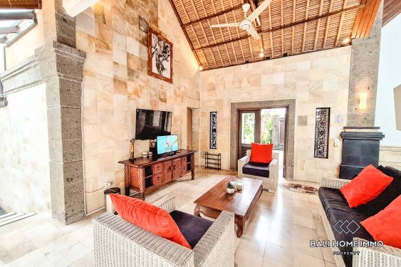 Image 4 from Disewakan Villa 4 Kamar jarak berjalan kaki dari Pantai Batu Belig