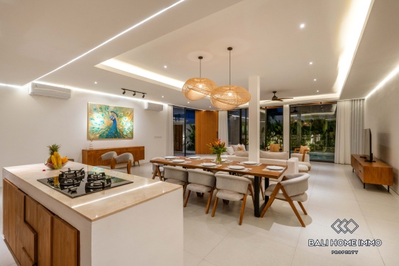 Image 5 from 4 Bedroom Family Villa For Rent in Umalas