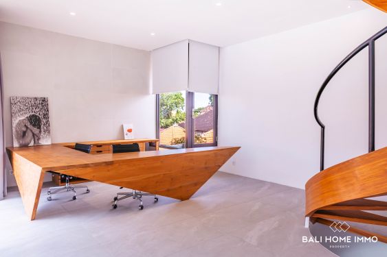 Image 9 from 4-Bedroom Villa for Sale in the center of Batu Bolong Canggu