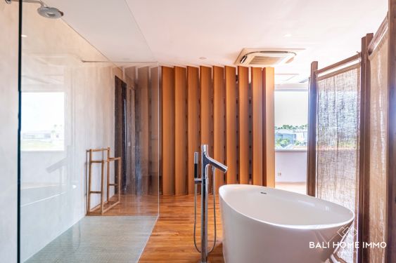 Image 17 from 4-Bedroom Villa for Sale in the center of Batu Bolong Canggu